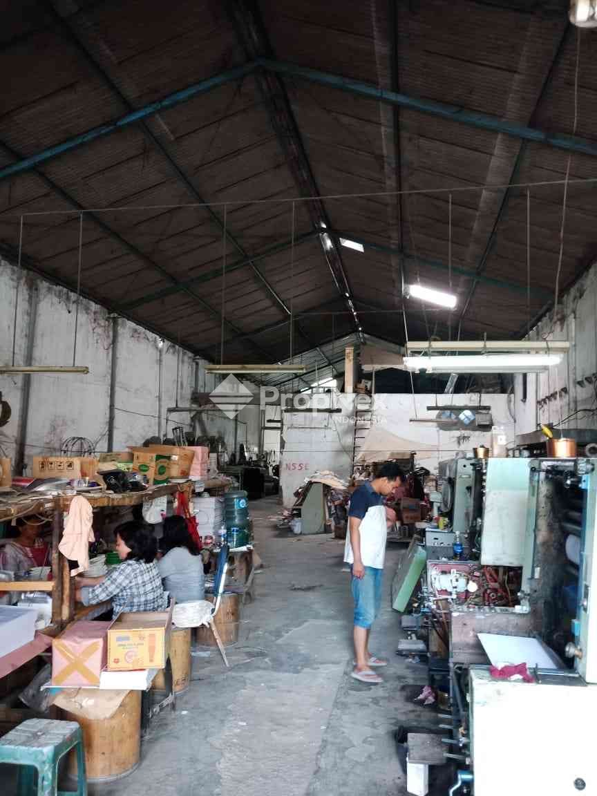 Rumah Usaha Strategis Raya Wonorejo Selatan — foto 10